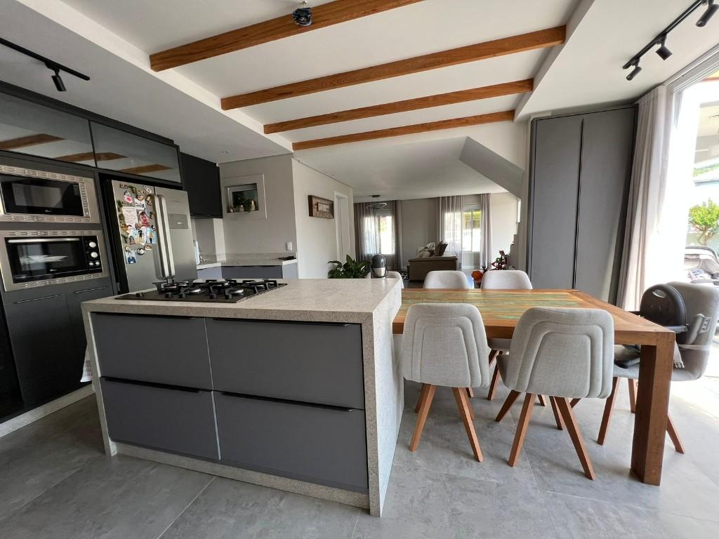 Casa em Pinheira, Palhoça. 4 quartos, 240m². Imagem 5 de 21